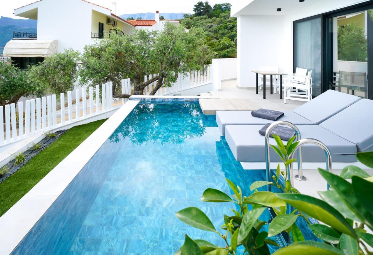 Mythodea Prive Luxury Suites Chrysi Ammoudia Exterior photo