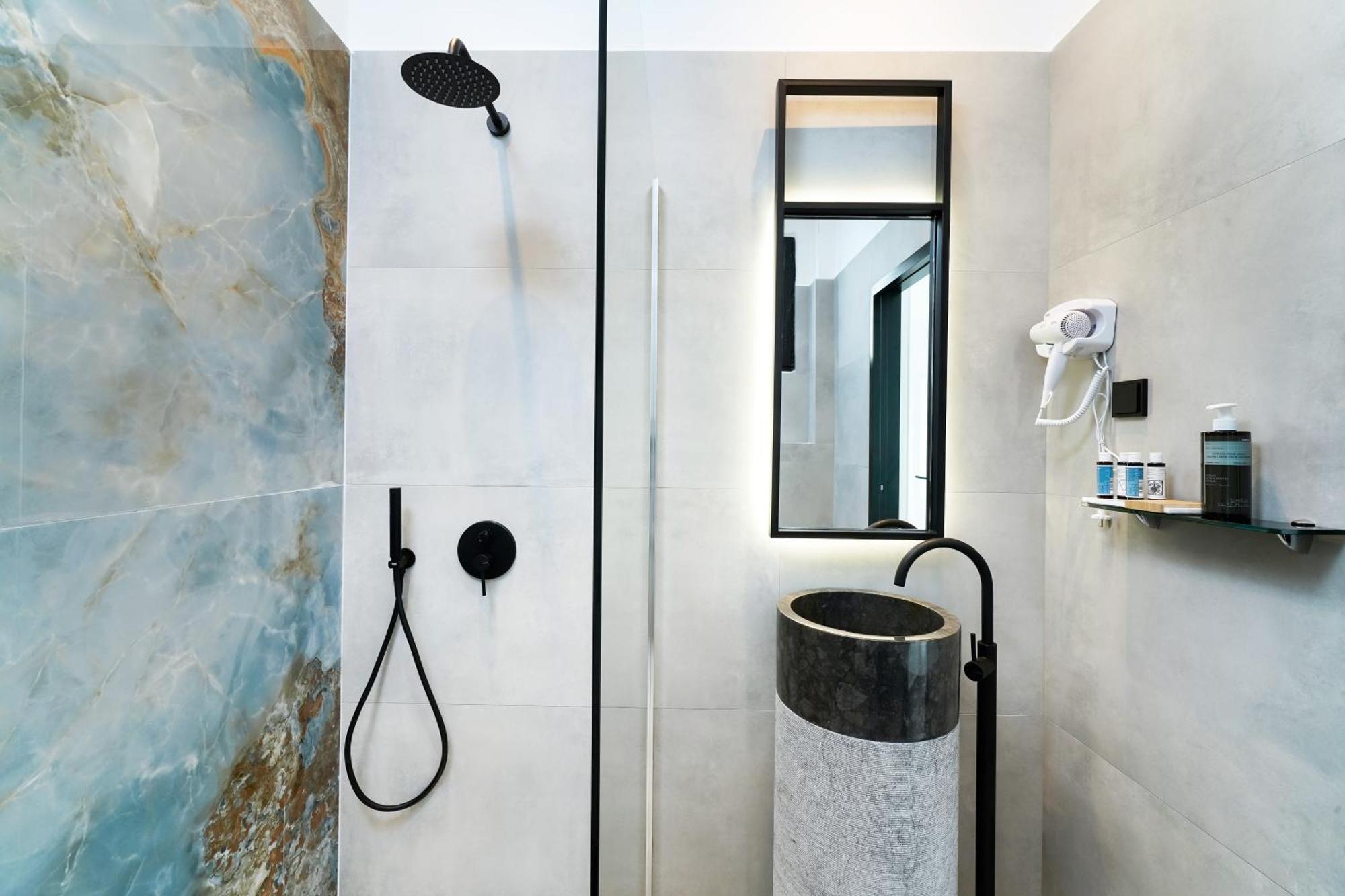 Mythodea Prive Luxury Suites Chrysi Ammoudia Exterior photo