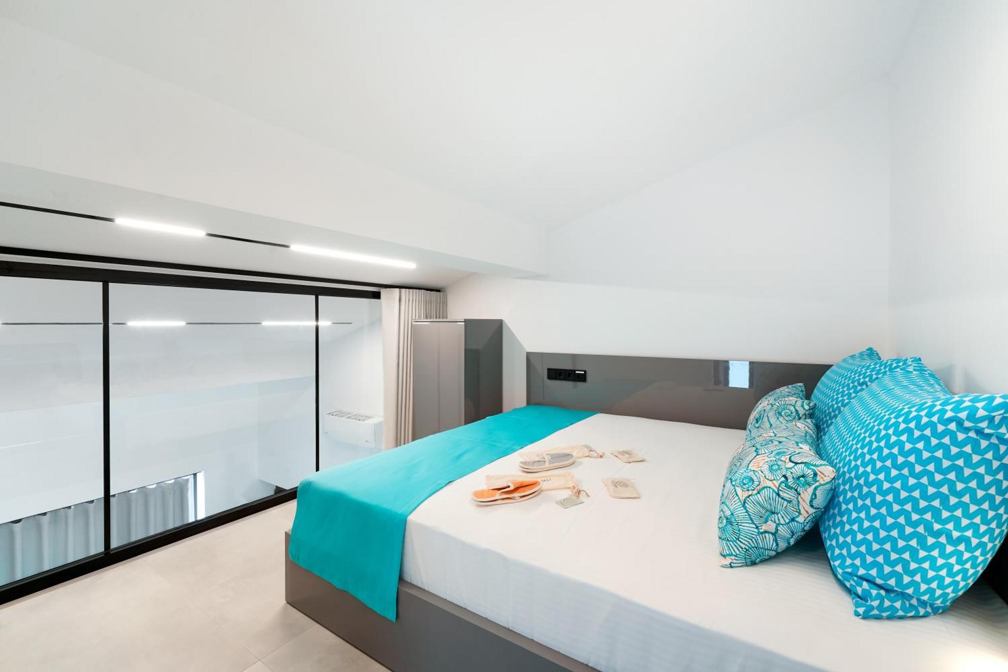 Mythodea Prive Luxury Suites Chrysi Ammoudia Exterior photo